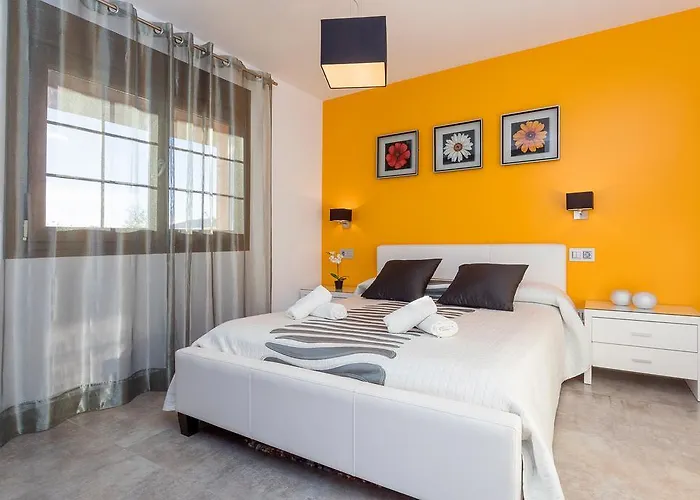Villa Near Ibiza Town Sleeps 1416