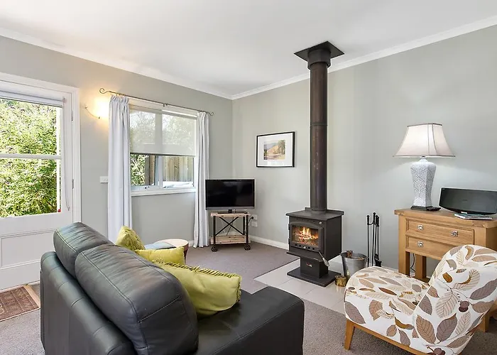 Amelina Cottages