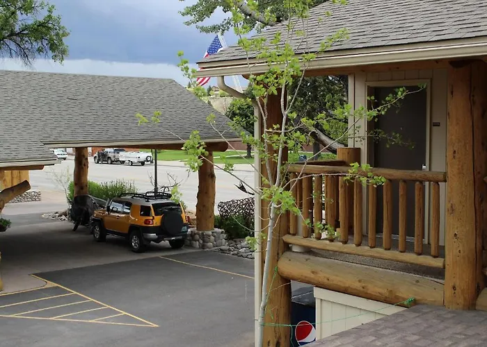 Moose Creek Lodge & Suites Cody