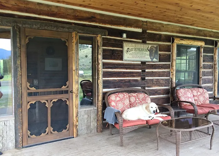 Schoolhouse Cabin
