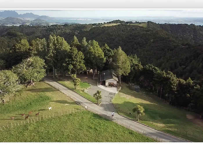Kohinui Glade Holiday Cottage