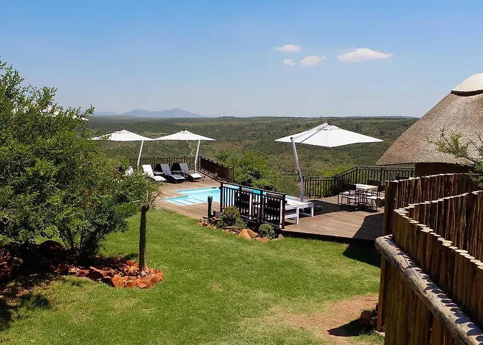 Umzolozolo Private Safari Lodge & Spa
