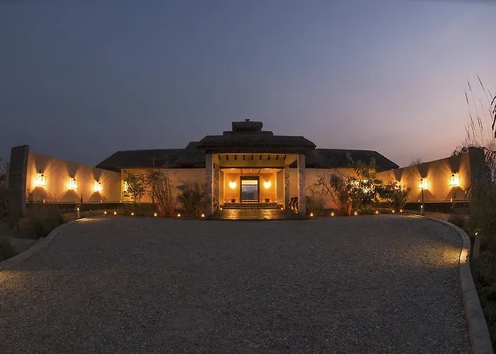 Meghauli Serai Chitwan National Park - A Taj Safari Lodge