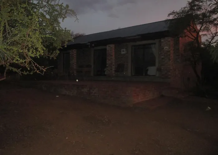 Thorntree Lodge
