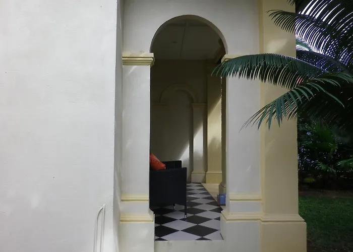 Villa Papaya
