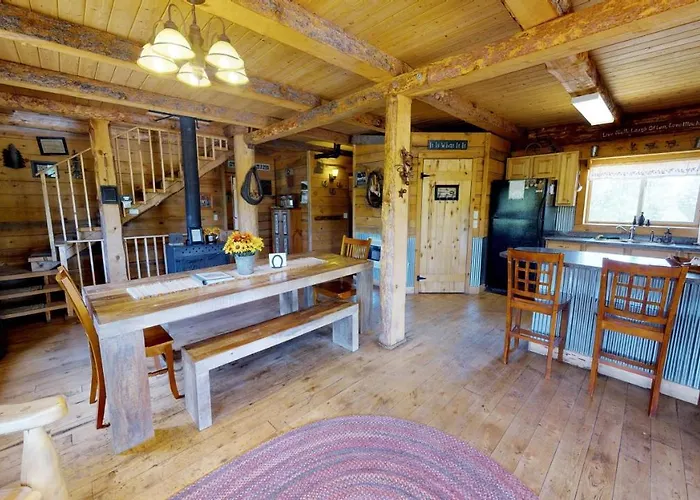 Canyon View Family Cabin, Deck, Tv Room, Games, Bbq, Campfire