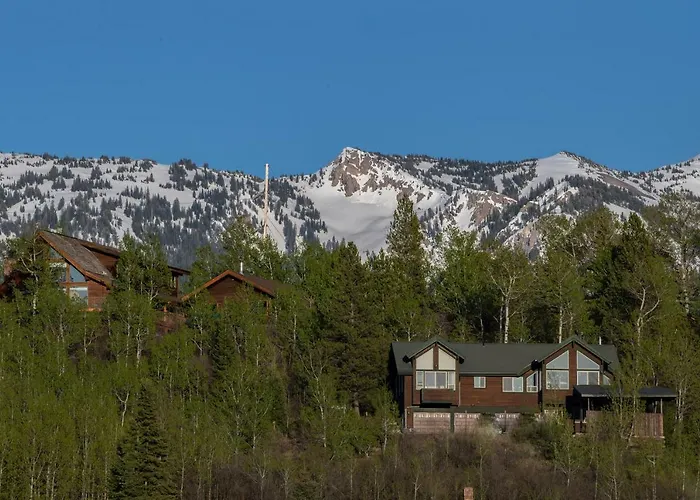 Alpine Recharge By Kabino Huge Views Hot Tub Garage Ps3 Wifi Loft