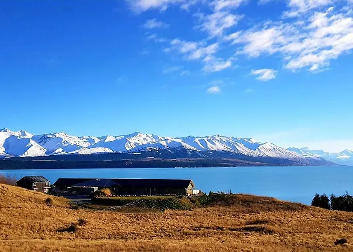 Lakestone Lodge