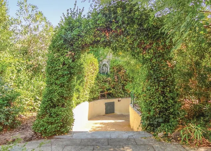 Pet Friendly Home In Montagnac