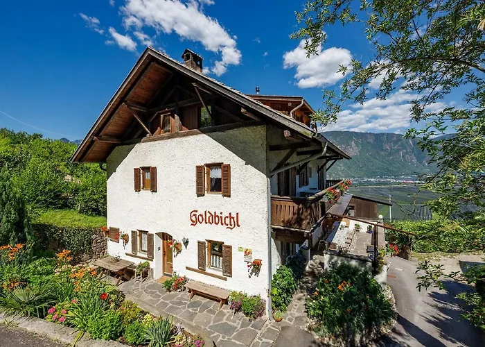 Villa Goldbichlhof Lana
