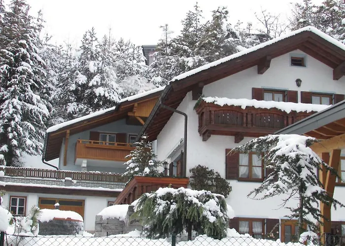 Ferienhaus Tschenett
