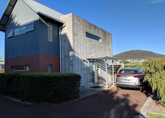 Hanover Bay Apartments