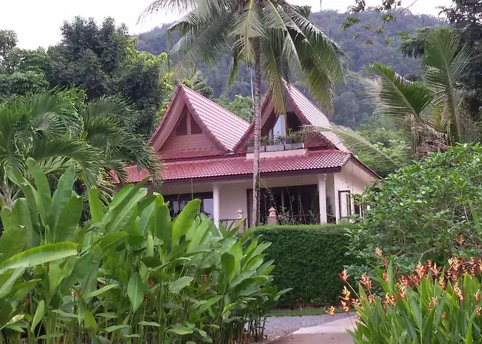 Periwinkle Villa