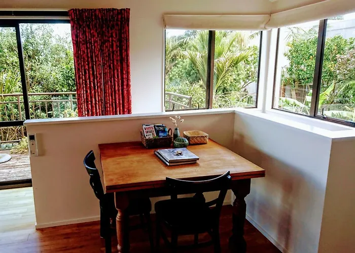 Shelly Beach Studio, Waiheke Island Auckland