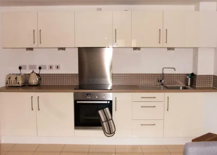 Impressive Urban Townhouse - Leeds City Centre
