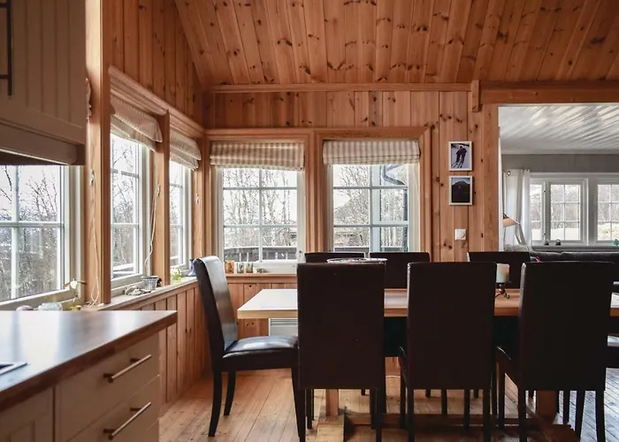 Stunning Home In Hemsedal With Kitchen
