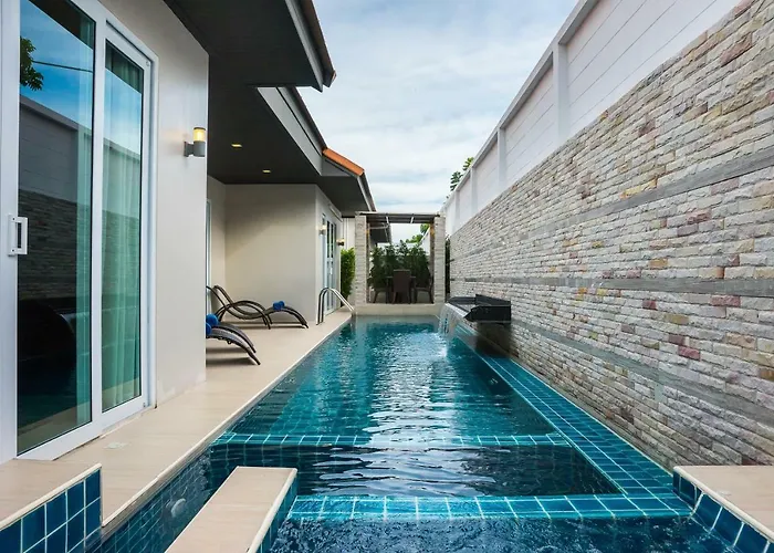 The Ville Jomtien Pool Villa