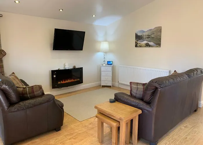 Owls House - Lodge With Hot Tub- Lake District