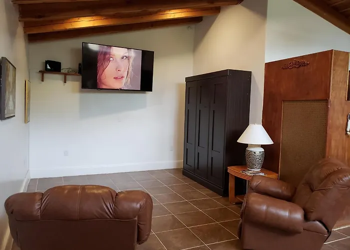 Libby'S Taos Casita - "The Hideaway"