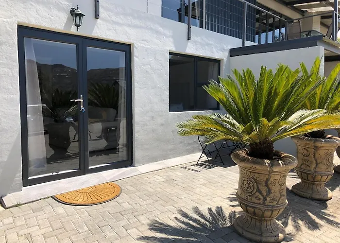 Lola'S Self Catering Accommodation