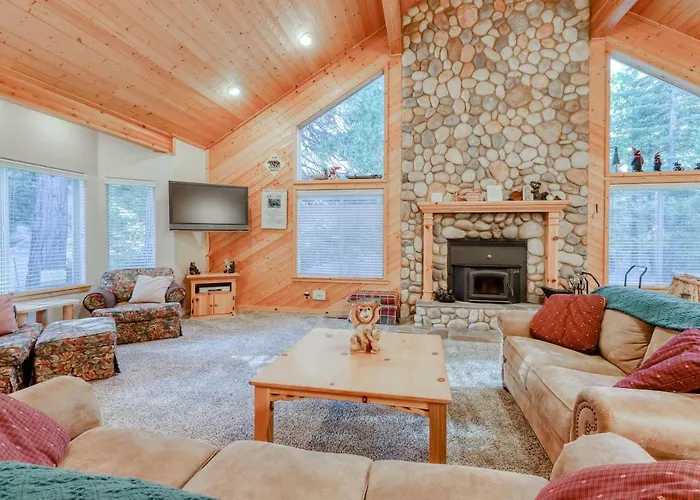 Hatcher'S Hideaway