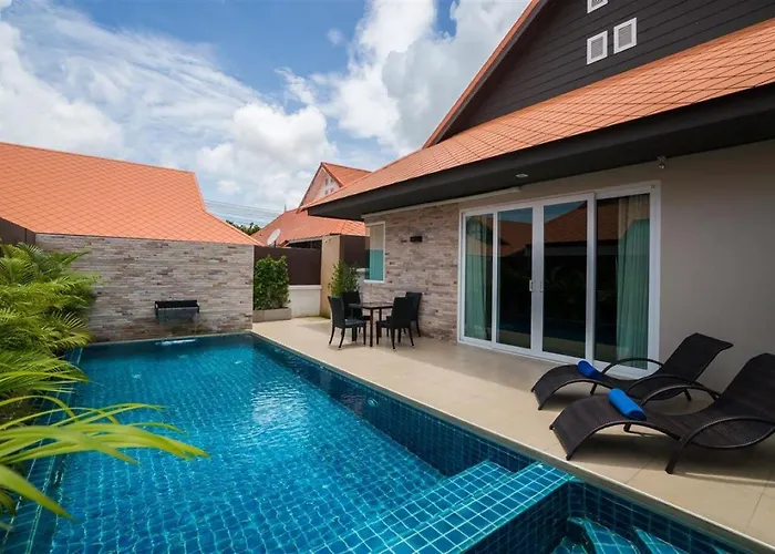The Ville Jomtien Pool Villa
