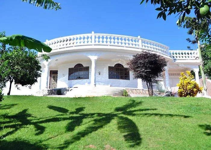 Plot 4 Kavuma Close