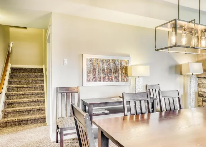 Links & Leisure: 3Bdr Condo By Village + Hot Tub