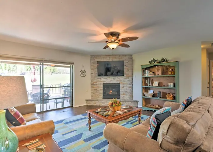Bright Ruidoso Condo W/ Deck & Golf Course Views!
