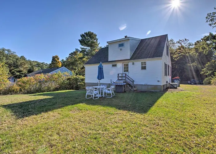 Updated Plymouth Home < 2 Miles To Waterfront!
