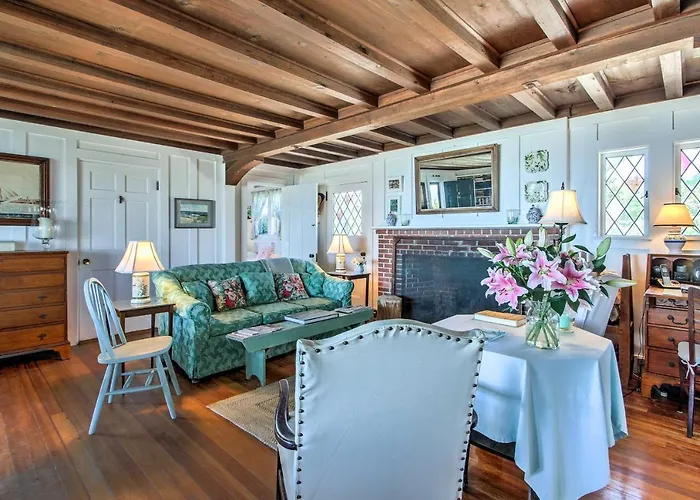 Kennebunk Cottage W/ Private Beach & Ocean Views!