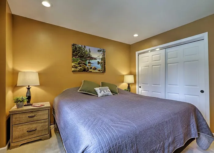 1 Mi To Skiing & Beaches: Incline Village Home!