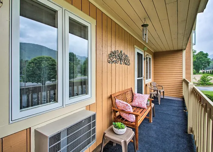 Hike, Ski, Explore: Lincoln Condo W/ Pool Access