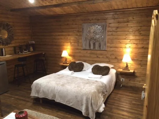 Gites Les Chalets Vezzani Spa