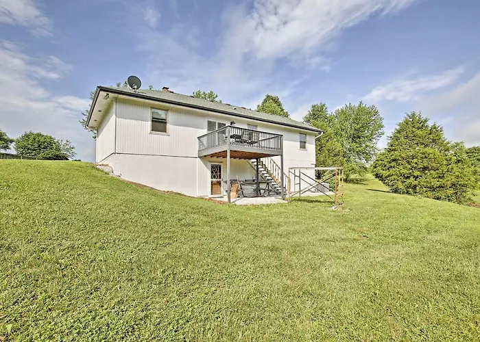 'Sunset Haven' Excelsior Springs Home On 3 Acres!