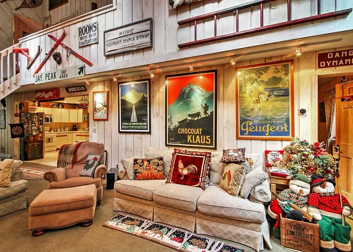 West Dover Vacation Rental W/ Hot Tub Near Mt Snow