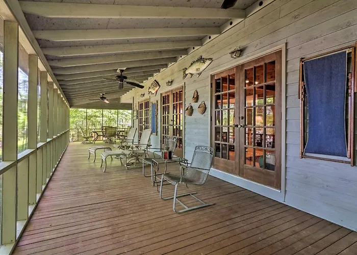 Lakefront Milledgeville Cabin: Private Dock, Porch