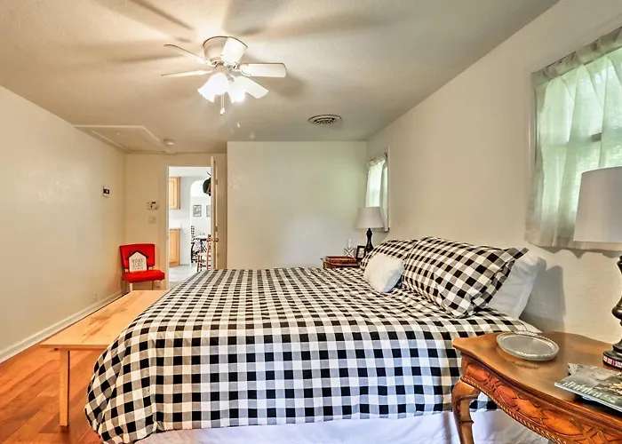 Ottawa Lake Home W/ Bbq & Patio, 15 Mi To Toledo