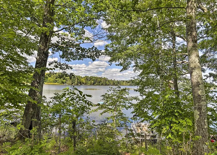 Rustic Hayward Cabin With Spider Lake Access!