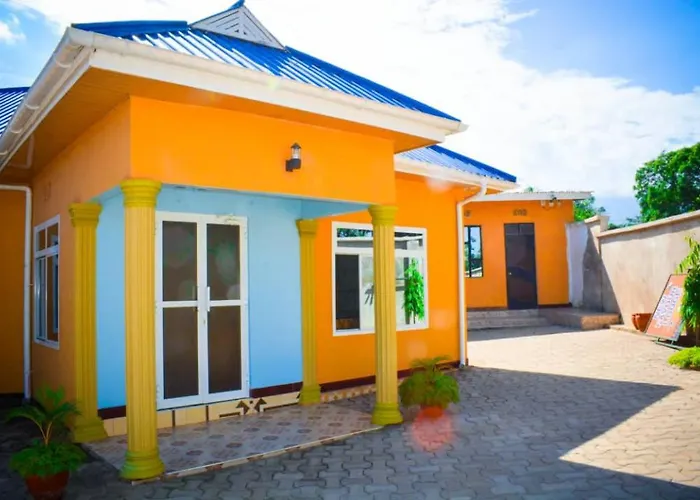 New Favour Lodge