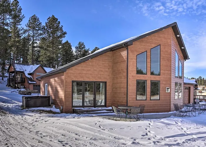 'Hakuna Matata Cabin' - 11 Mi To Mt Rushmore!
