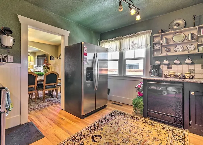 Charming Home In Downtown Nampa W/ Patio + Yard!